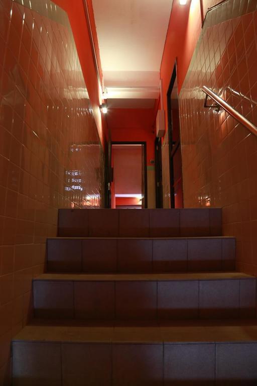 Gibbon Guesthouse Kuching Ngoại thất bức ảnh