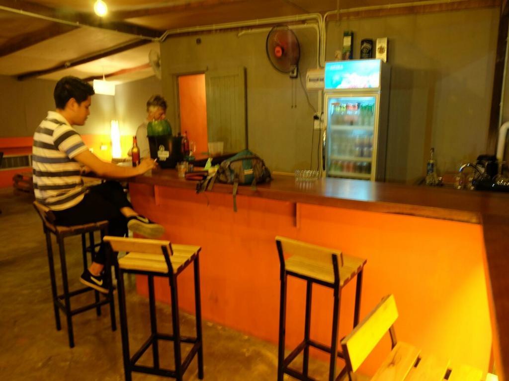 Gibbon Guesthouse Kuching Ngoại thất bức ảnh