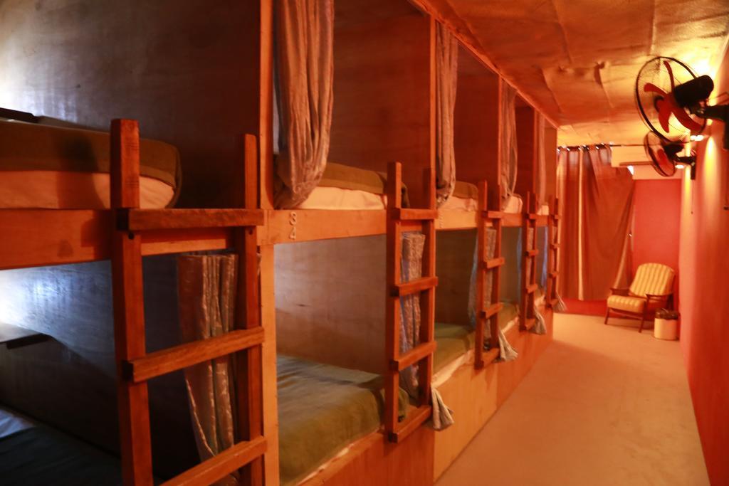 Gibbon Guesthouse Kuching Phòng bức ảnh