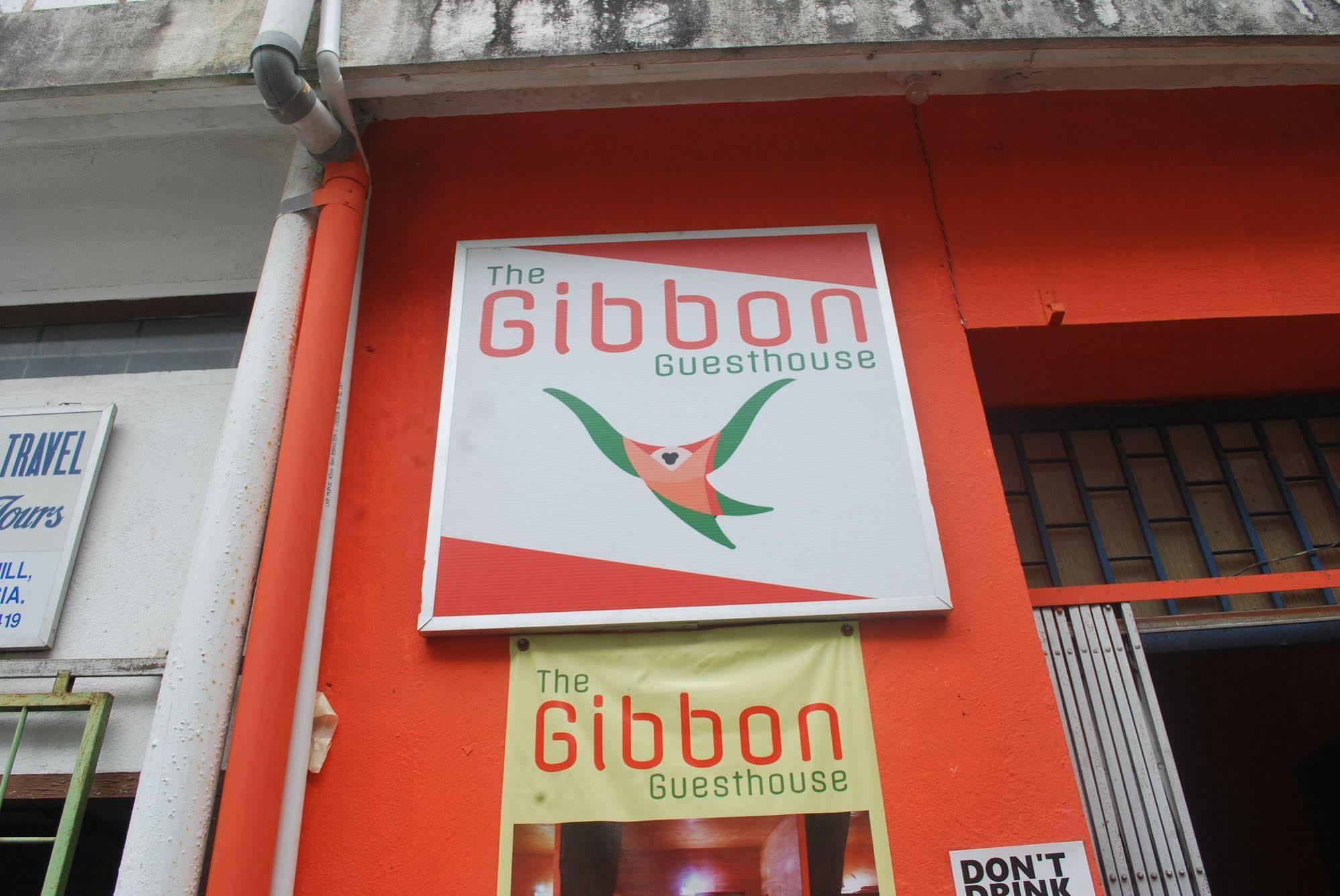 Gibbon Guesthouse Kuching Ngoại thất bức ảnh